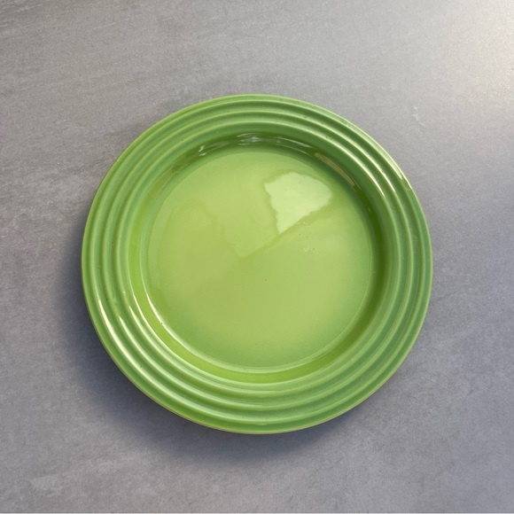 Le Creuset Other - Le Creuset 8.5” Salad Plate in Palm